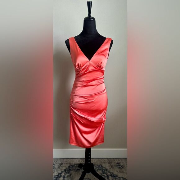 Cache Women’s Cut V Neck Sleeveless Ruched Vibrant Coral Bodycon Dress Size 4 - Picture 1 of 9